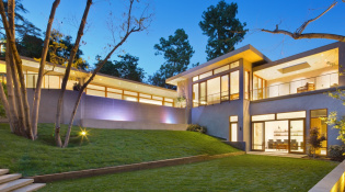 Backyard 1.jpg