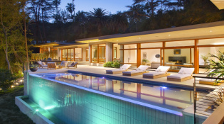 Pool View 1.jpg